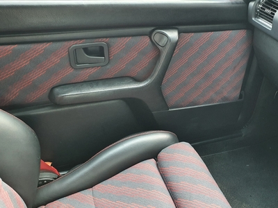 BMW 3 Series 318i 1989 merah
