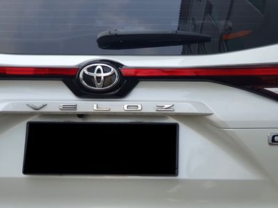 Toyota Veloz Q 2023 MPV putih km 17rban matic cash kredit proses bisa dibantu