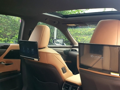 Lexus ES 300h Ultra Luxury 2020 abu km 19 rb sunroof cash kredit proses bisa dibantu