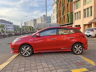 Toyota Yaris TRD Sportivo AT 2021 Merah Metalik Km 20rb DP 8jt Auto Approved