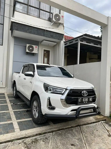 Toyota HILUX 2021