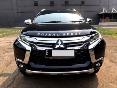 Jual Pajero sport Dakar Rockford AT warna hitam tahun 2018