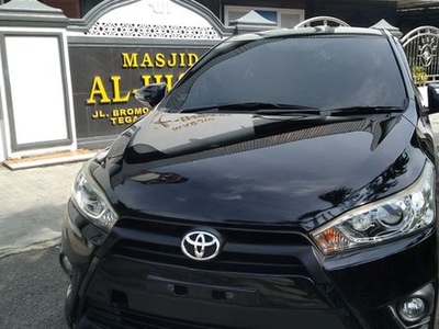 2015 Toyota Yaris G M/T 3 AB