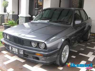 BMW M40 1991