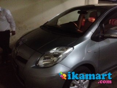 Jual Yaris 2010 E A/T Silver Metalik Full Orisinil