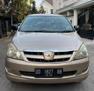 Toyota Kijang Innova 2005