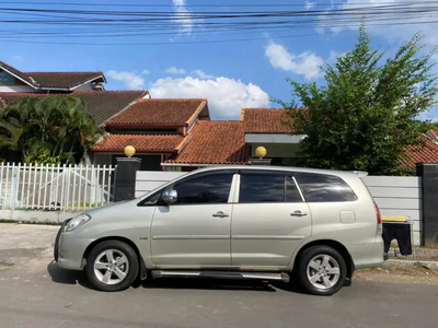 Toyota Kijang Innova 2009