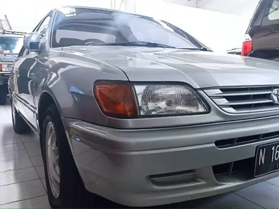 Toyota Soluna 2000