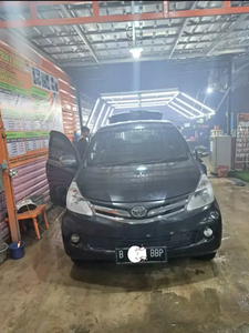 Toyota Avanza 2012