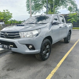 Toyota HILUX 2016