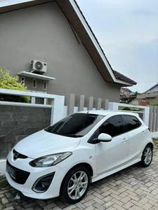 Mazda 2 2011