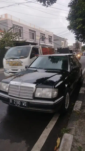 Mercedes-Benz E Class 1992