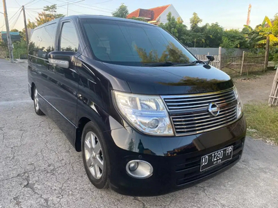 Nissan Elgrand 2008