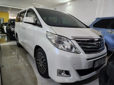 Toyota Alphard 2012