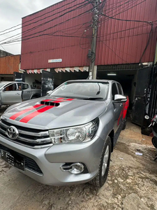 Toyota HILUX 2015