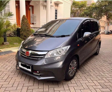 Honda Freed 2012