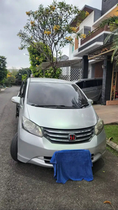 Honda Freed 2012