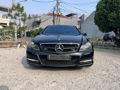 Mercedes-Benz C200 2013