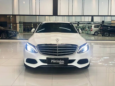 Mercedes-Benz C250 2015