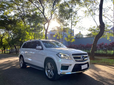 Mercedes-Benz GL400 2015