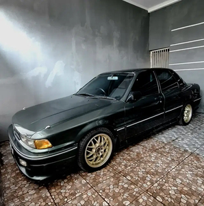 Mitsubishi Eterna 1992