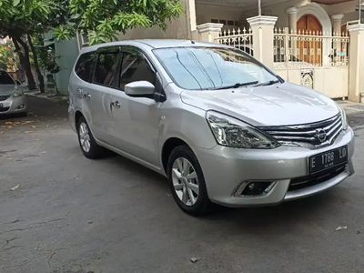 Nissan Grand livina 2014