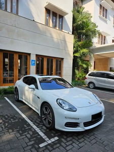 Porsche Panamera 2015