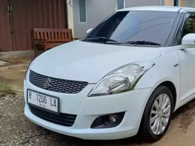 Suzuki Swift 2012