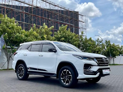 Toyota Fortuner 2022