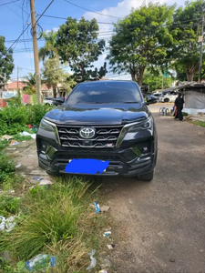 Toyota Fortuner 2022