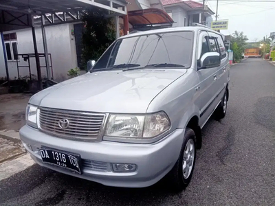 Toyota Kijang 2001