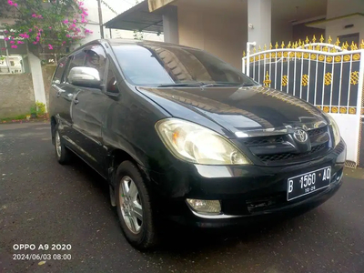 Toyota Kijang Innova 2006