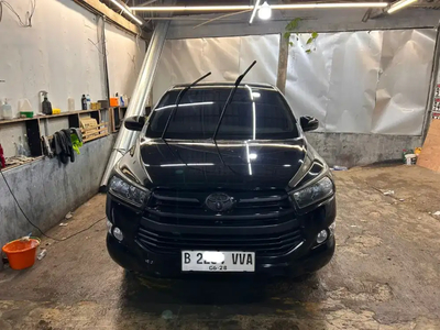 Toyota Kijang Innova 2016