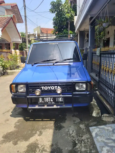 Toyota Kijang Super 1991