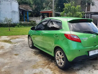 Mazda 2 2010