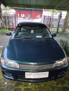 Mitsubishi Lancer 2000