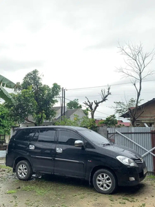 Toyota Kijang Innova 2010