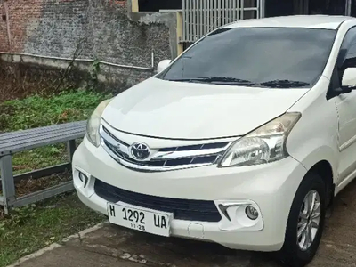 Daihatsu Xenia 2013