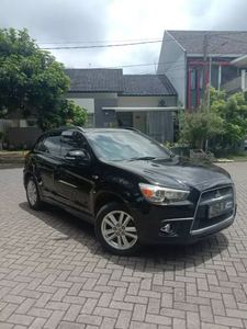 Mitsubishi Outlander 2012