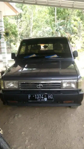 Toyota Kijang 1994