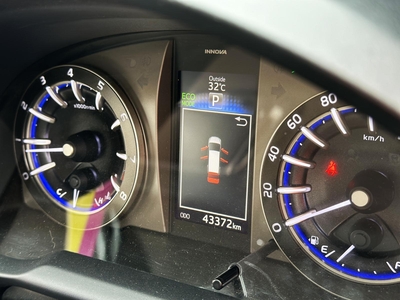 Toyota Kijang Innova V 2020 new mdl 2.0 at matic bensin usd 2021 reborn bs TT