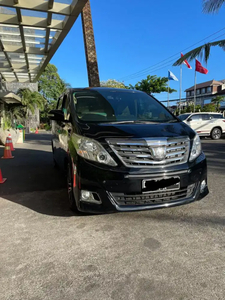 Toyota Alphard 2012