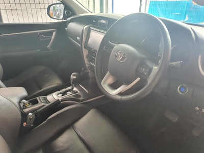 Toyota Fortuner 2.4 VRZ AT 2016 Hitam