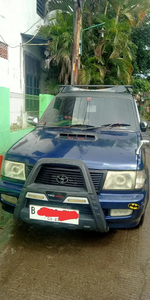 Toyota Kijang 2000