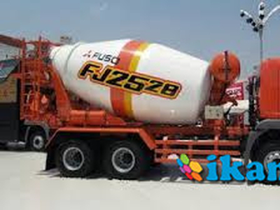 Dp Ringan	Dump Truck FUSO SUPER GREAT Built Up, Mesin 6D24 ..LAKU KERASS	2017 **