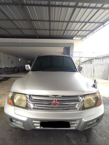 Mitsubishi Pajero 2000