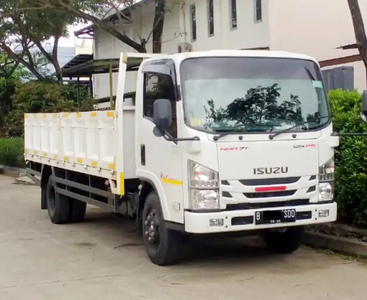 Isuzu Elf 2020