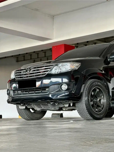 Toyota Fortuner 2011