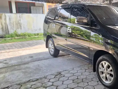 Toyota Kijang Innova 2008