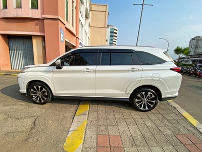 Toyota Veloz 1.5 Q CVT TSS AT 2022 Putih km 30rb DP 17jt Siap TT harga tinggi